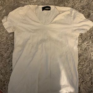 White plain t shirt